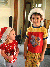 samantha & zach in hats 01